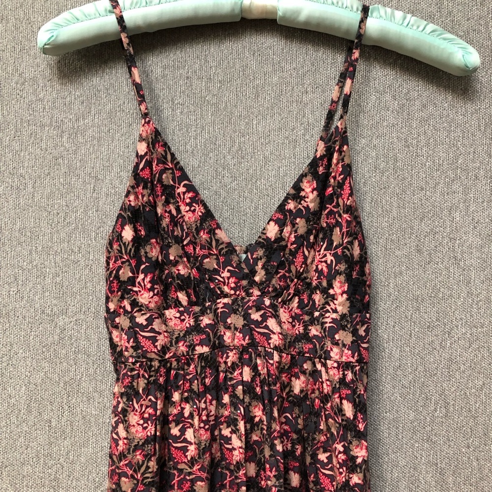UO XS kimchi blue floral dress perfect summer - Picture 2 of 5